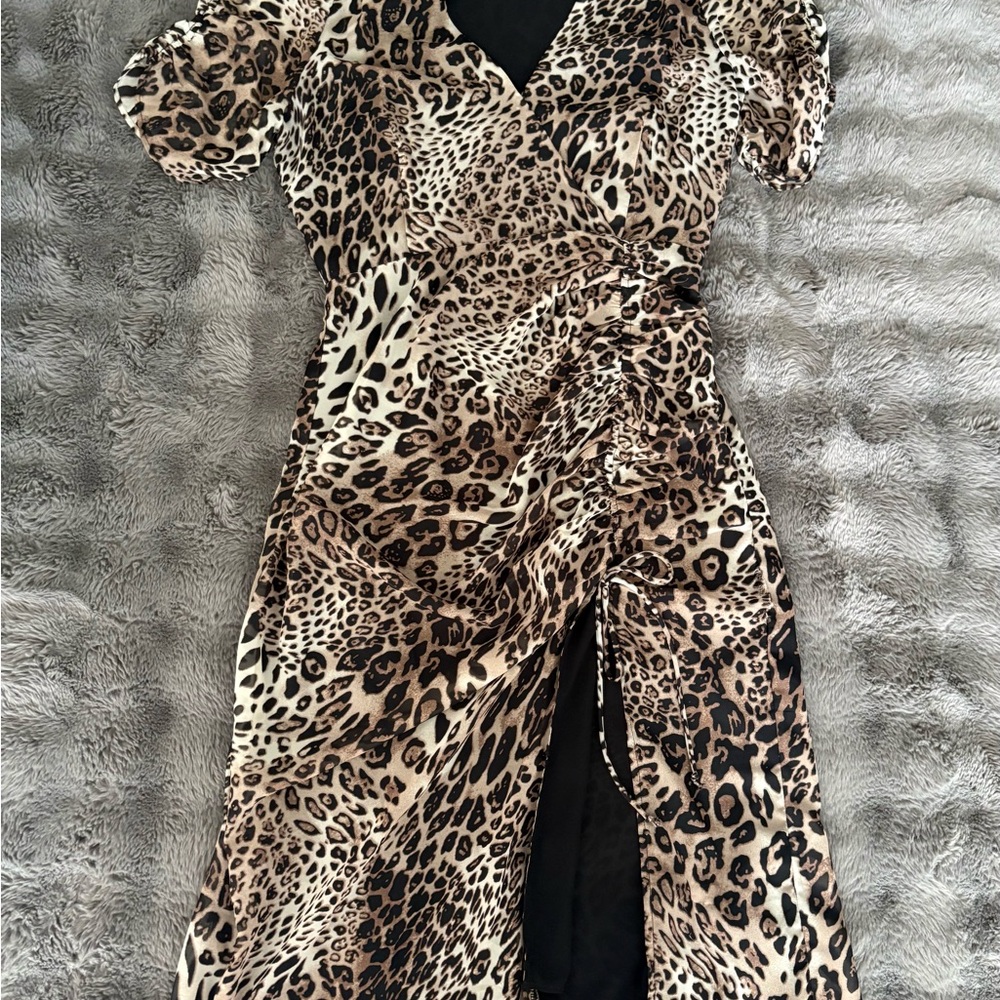 ASTR The Label Leopard Print Dress